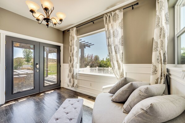 House (3 Bedrooms) | Interior