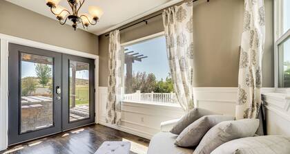 Backyard Oasis w/ Outdoor Kitchen! Moses Lake Home