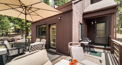 6 Mi to Downieville Downhill: Cabin w/ Mtn Views
