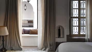 Luxury Apartment | In-room safe, WiFi (free)