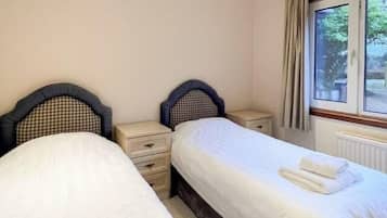 2 bedrooms, free WiFi, bed sheets