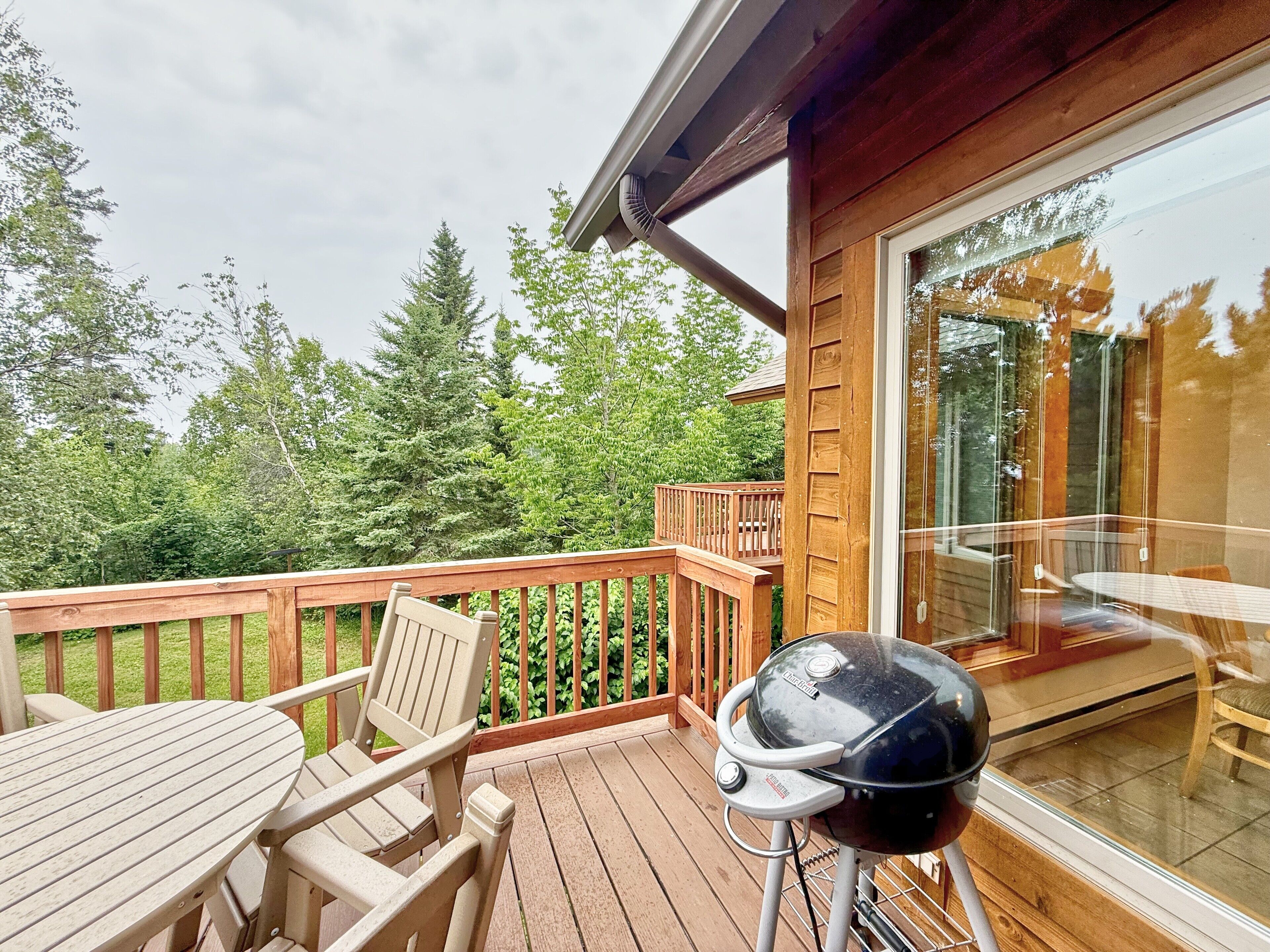 Individually decorated, individually furnished, free WiFi, bed sheets