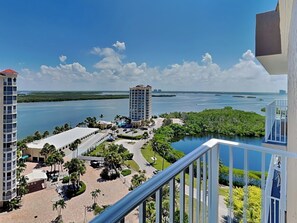 Property grounds - Welcome to Lovers Key Beach Club PH4 | Pool + Beach Access (Fort Myers Beach)