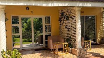 Kamar Comfort, pemandangan kebun | Teras/patio
