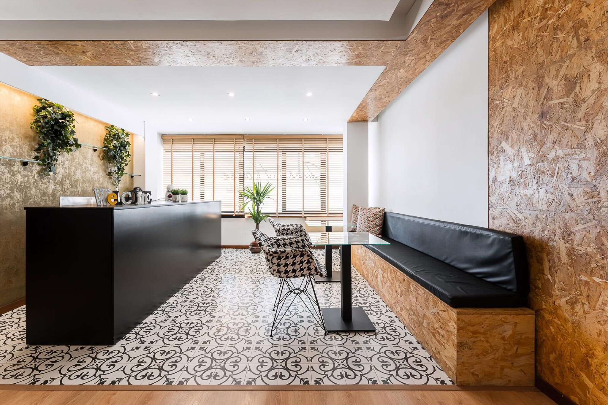 Standard Double Room | Living area