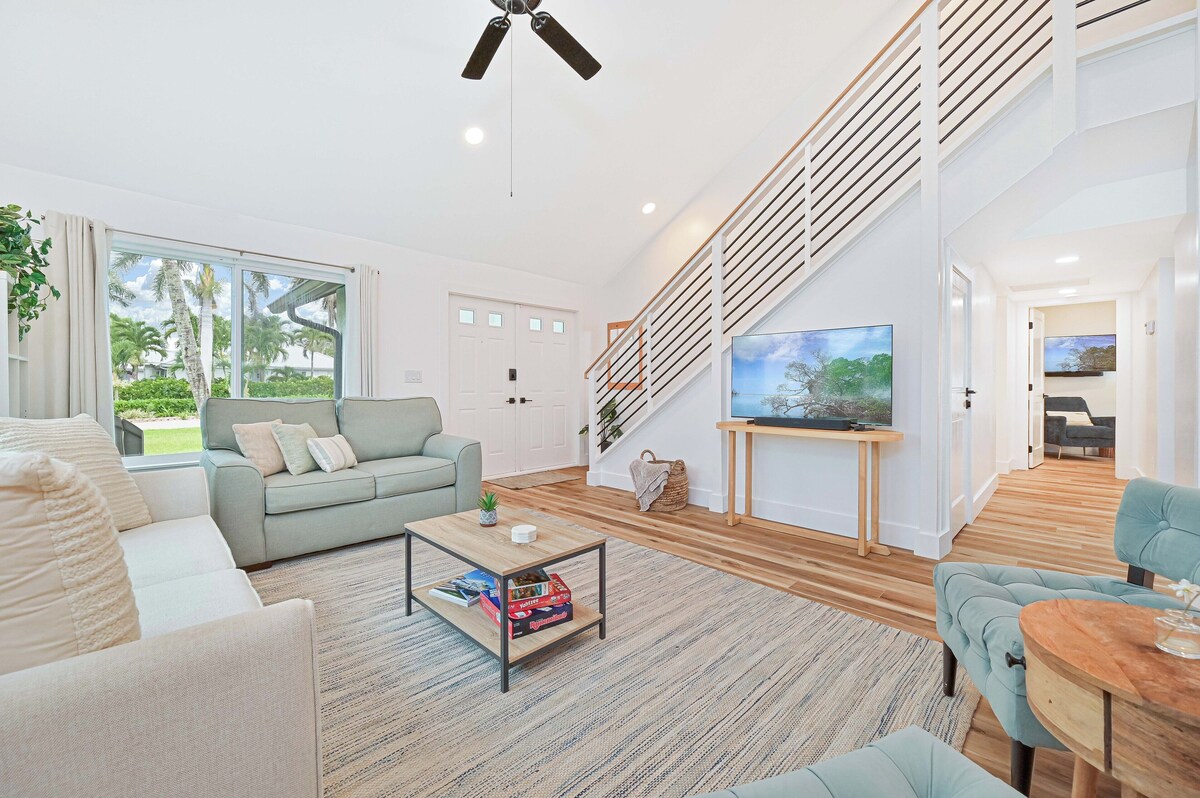 Photo 3 of Coastal Hideaway - Minutes to Barefoot & Bonita Beach