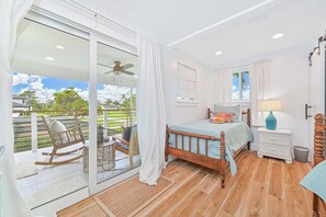 4 chambres, bureau, fer et planche à repasser, lit parapluie