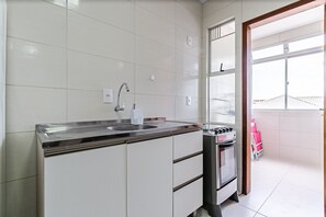 Departamento básico | Cocina privada