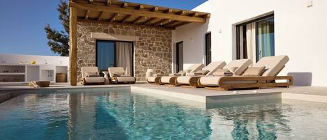 Villa Aethera Milos | Terrace/patio