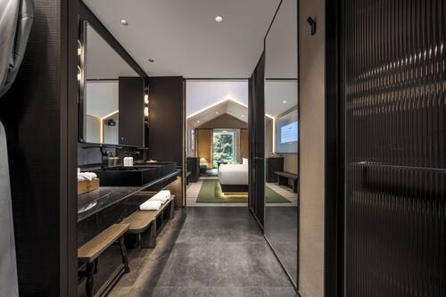 Chambre Double Exécutive, vue ville | Literie de qualité supérieure, mini-bar avec articles gratuits