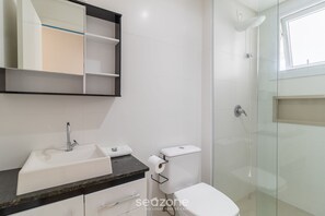 Departamento básico | Baño