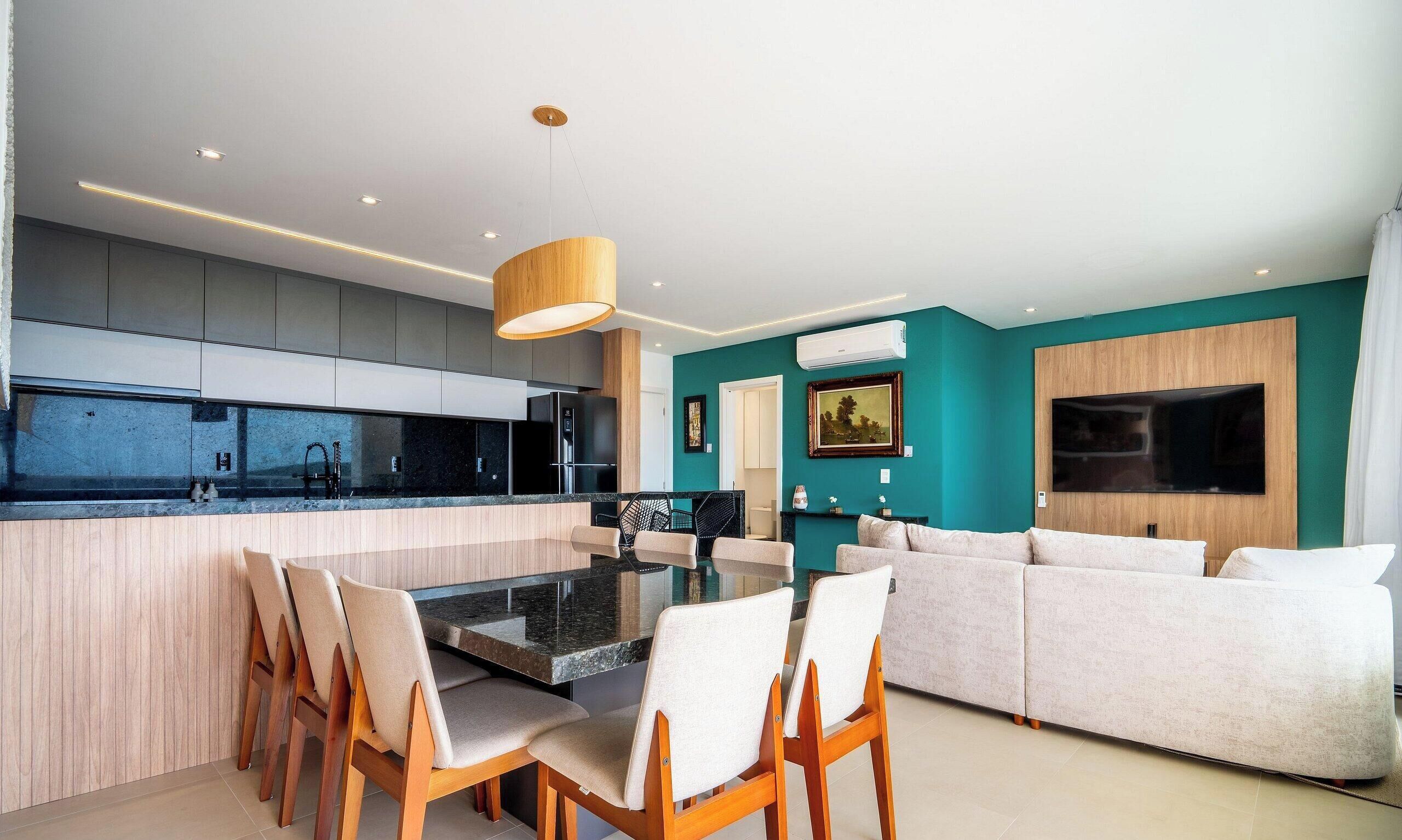 Basic Apartment | Dining