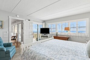 Condo, 3 Bedrooms | 3 bedrooms, free WiFi