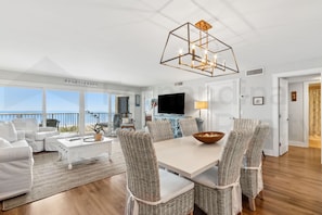 Condo, 3 Bedrooms | Dining