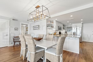 Dining - 444 Amelia By The Sea 3 Bedroom Condo (Fernandina Beach)