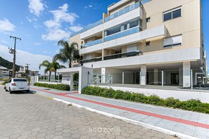 Exterior - Apto C/churraq a 400m da Praia nos Ingleses Mdr102 (Florianópolis)