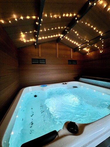 Aveny Spa House
