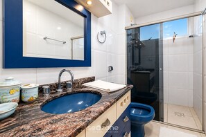 Bathroom - Apt With Grill 300m From the Beach Mdo201 (Florianópolis)