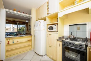 Private kitchen - Apt With Grill 300m From the Beach Mdo201 (Florianópolis)
