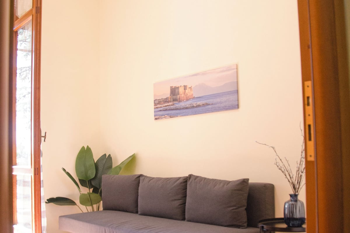 Family Room, Garden View