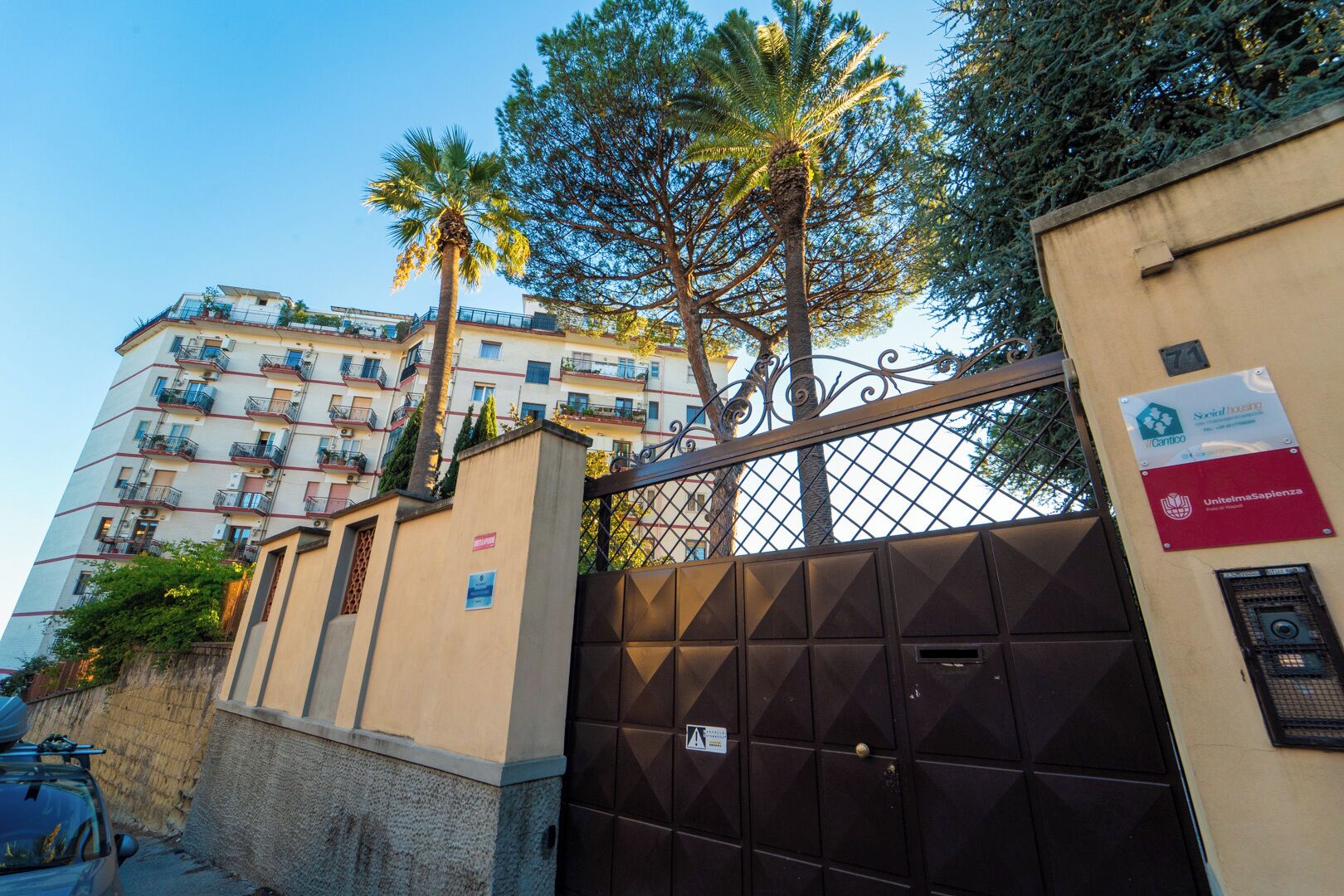 Fachada da propriedade