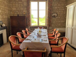 Comfort Room | Private kitchen