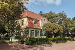 Fachada de la propiedad