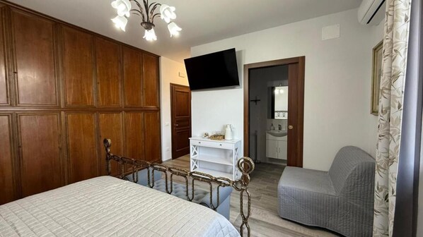 Dormitorio compartido, 1 habitación, con acceso para personas discapacitadas, patio | 1 habitación 