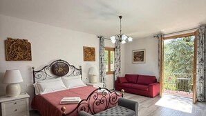 Room, 1 Bedroom, Accessible, Balcony | 1 bedroom - Room-villa Casavecchia Caselli (Dicomano)