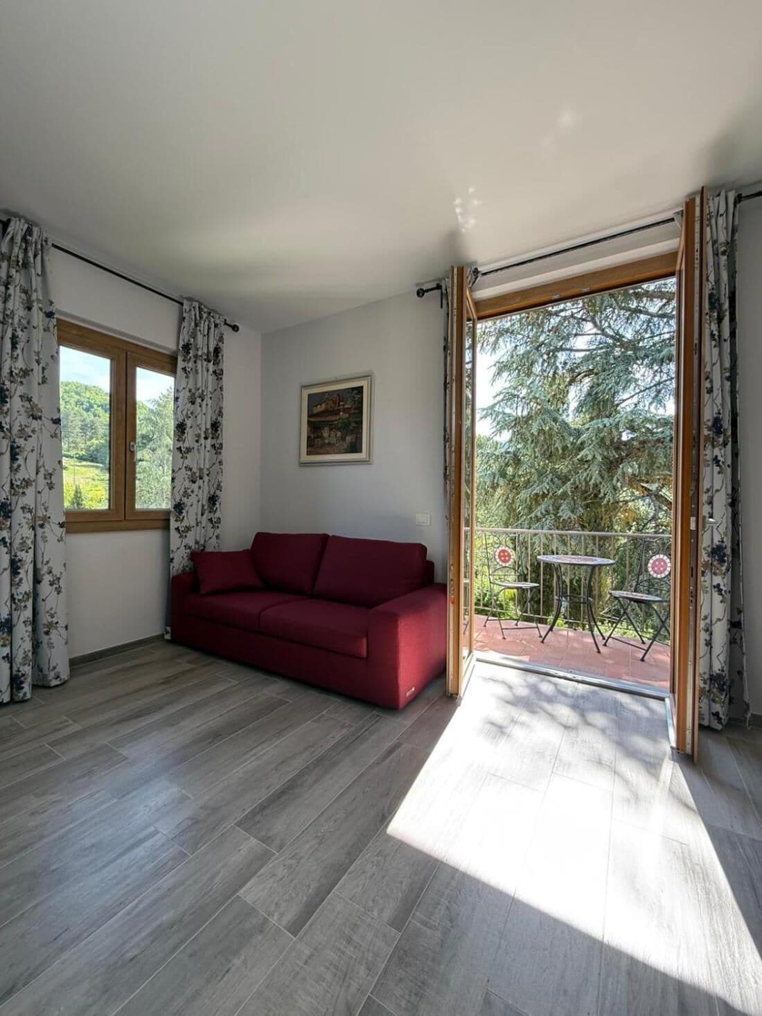 Chambre, 1 chambre, accessible aux personnes à mobilité réduite, balcon | Coin séjour