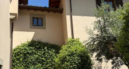 Room-charming Guest Room in Villa Casave