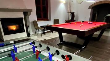 Chambre, 1 chambre, accessible aux personnes à mobilité réduite, terrasse | Salle de jeux