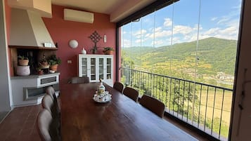 Chambre, 1 chambre, accessible aux personnes à mobilité réduite, terrasse | Salle à manger