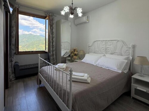 Room-charming Guest Room in Villa Casave