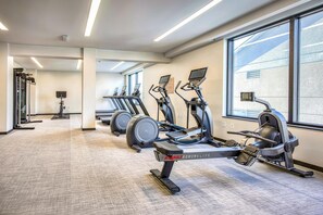 Fitness facility - The Key Hotel Dubuque, Tapestry Collection by Hilton (Dubuque)