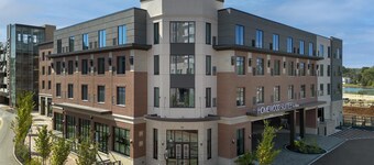 Homewood Suites By Hilton Portsmouth Downtown