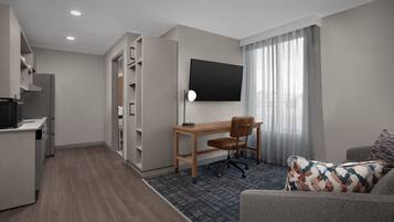 Hochwertige Bettwaren, Daunenbettdecken, Zimmersafe