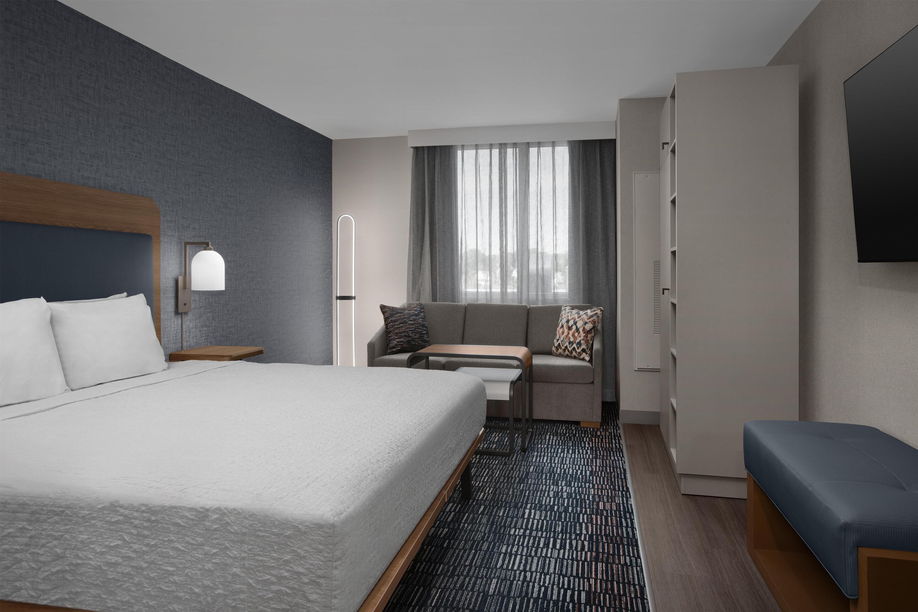 Premium bedding, down duvets, in-room safe, blackout curtains