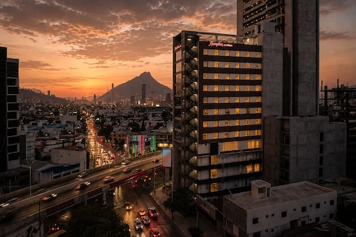 Hampton By Hilton Monterrey Tecnologico