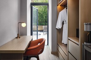 Room, 1 King Bed, Accessible, Patio (Roll-In Shower) | In-room safe, iron/ironing board, free WiFi, bed sheets