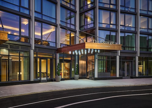 The George At Columbia, Tapestry Collection By Hilton