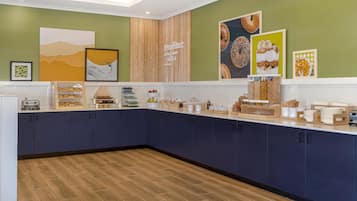 Desayuno buffet incluido todos los días