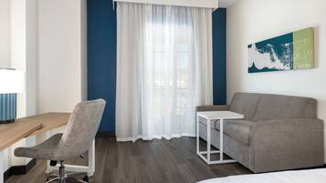 Egyptian cotton sheets, premium bedding, down comforters, pillowtop beds