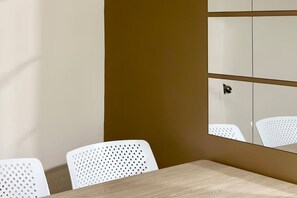 公寓客房, 2 間臥室, 無障礙, 吸煙房 | 用餐區