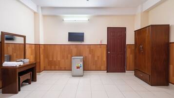 Superior Family | Premium bedding, free WiFi, bed sheets