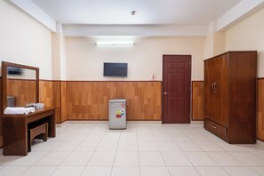 Camera familiare | Biancheria da letto di alta qualità, Wi-Fi gratuito, lenzuola