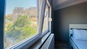 2 chambres, fer et planche Ă repasser, Wi-Fi, draps fournis
