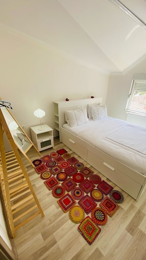 2 chambres, fer et planche Ă repasser, Wi-Fi, draps fournis
