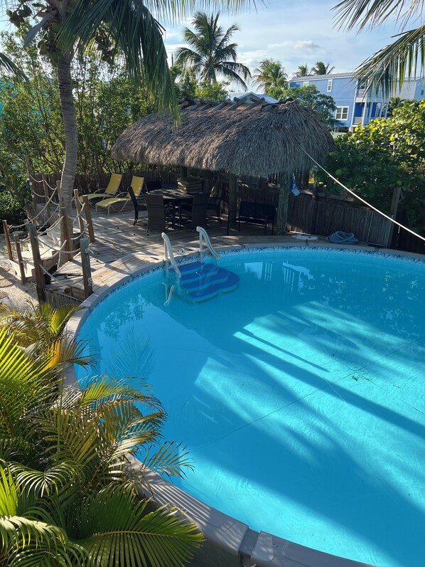 Utomhuspool