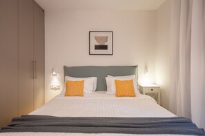 2 chambres, fer et planche à repasser, Wi-Fi gratuit, draps fournis